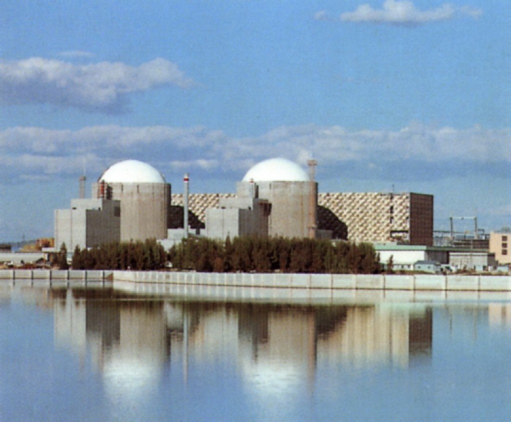 500 personas protestan por cierre de central nuclear en España