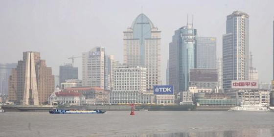 Río Yangtzé en Shangai afectado por vertido de químicos
