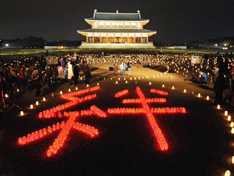 A un año de la tragedia en Japón: Rinden homenaje a víctimas y piden término a la energía nuclear
