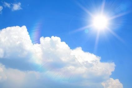 En época de verano presta atención a estas recomendaciones para cuidare de la radiación solar