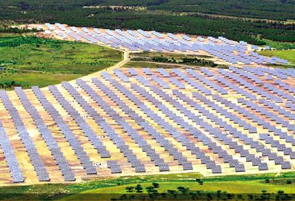 Empresa china suministra módulos solares al Caribe